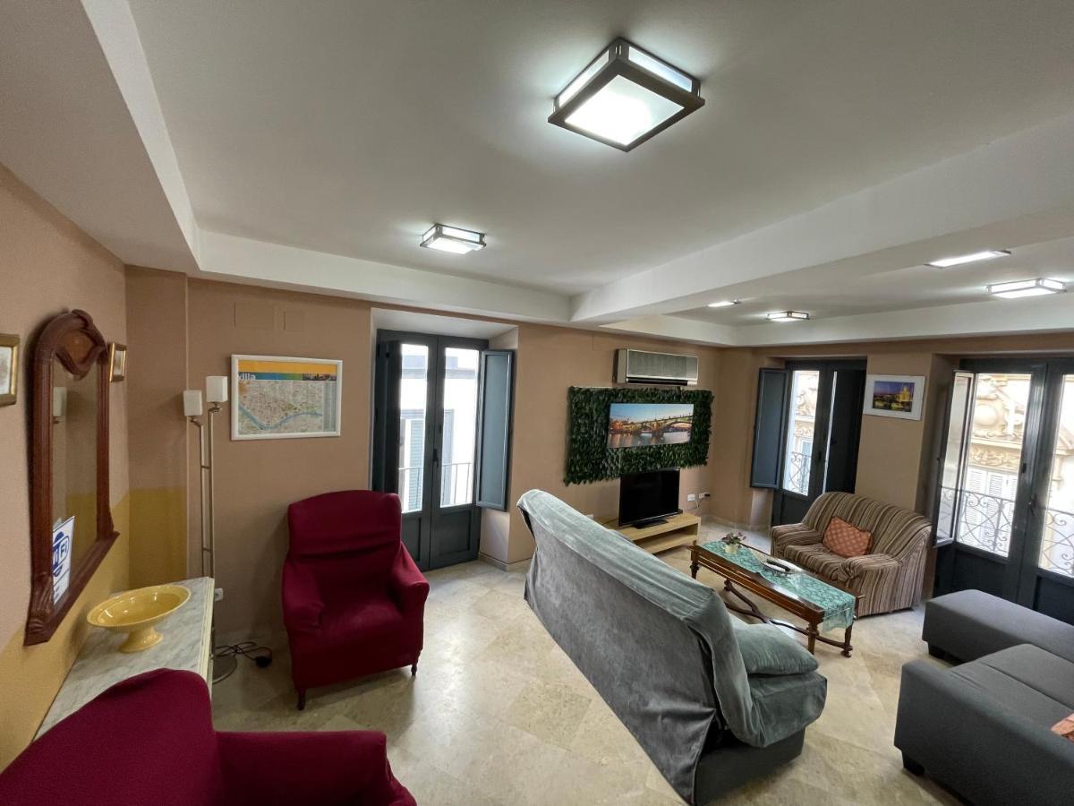 Duplex Sagasta Apartamentos-Sagasta Sevilla Buitenkant foto