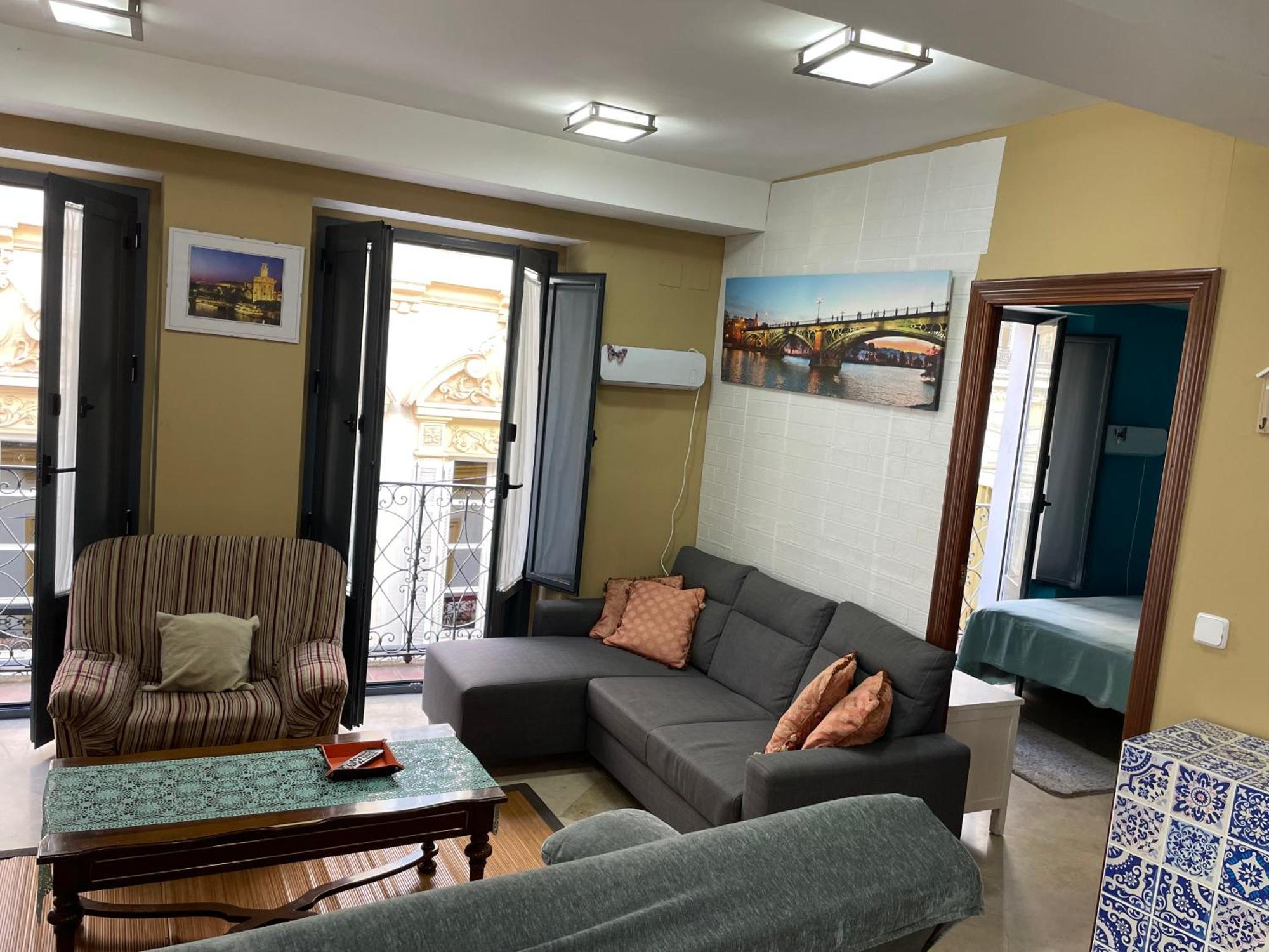Duplex Sagasta Apartamentos-Sagasta Sevilla Buitenkant foto